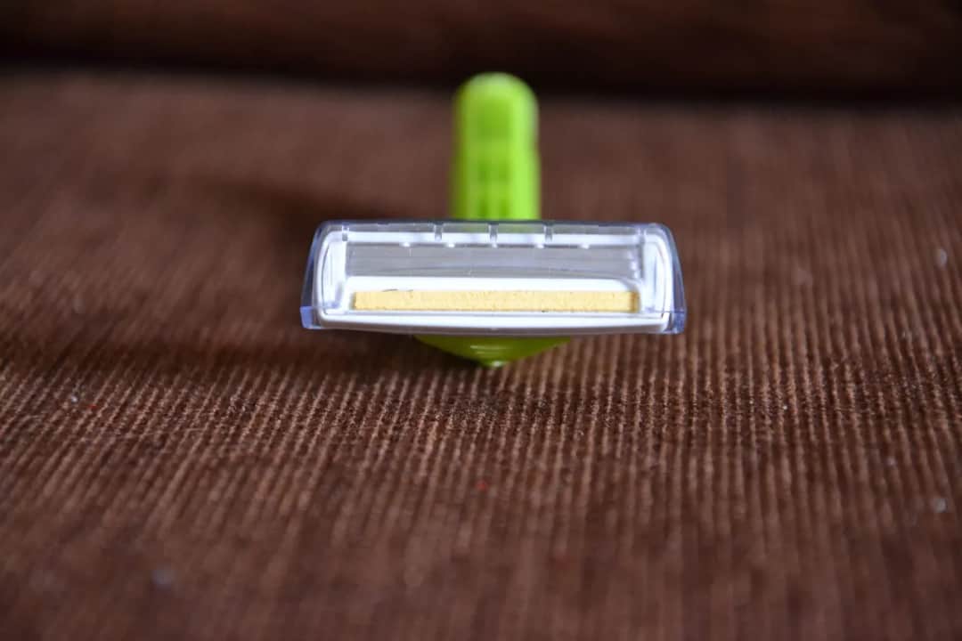 Czy powinno się golić miejsca intymne? Oto zalety i ryzyka tej decyzji